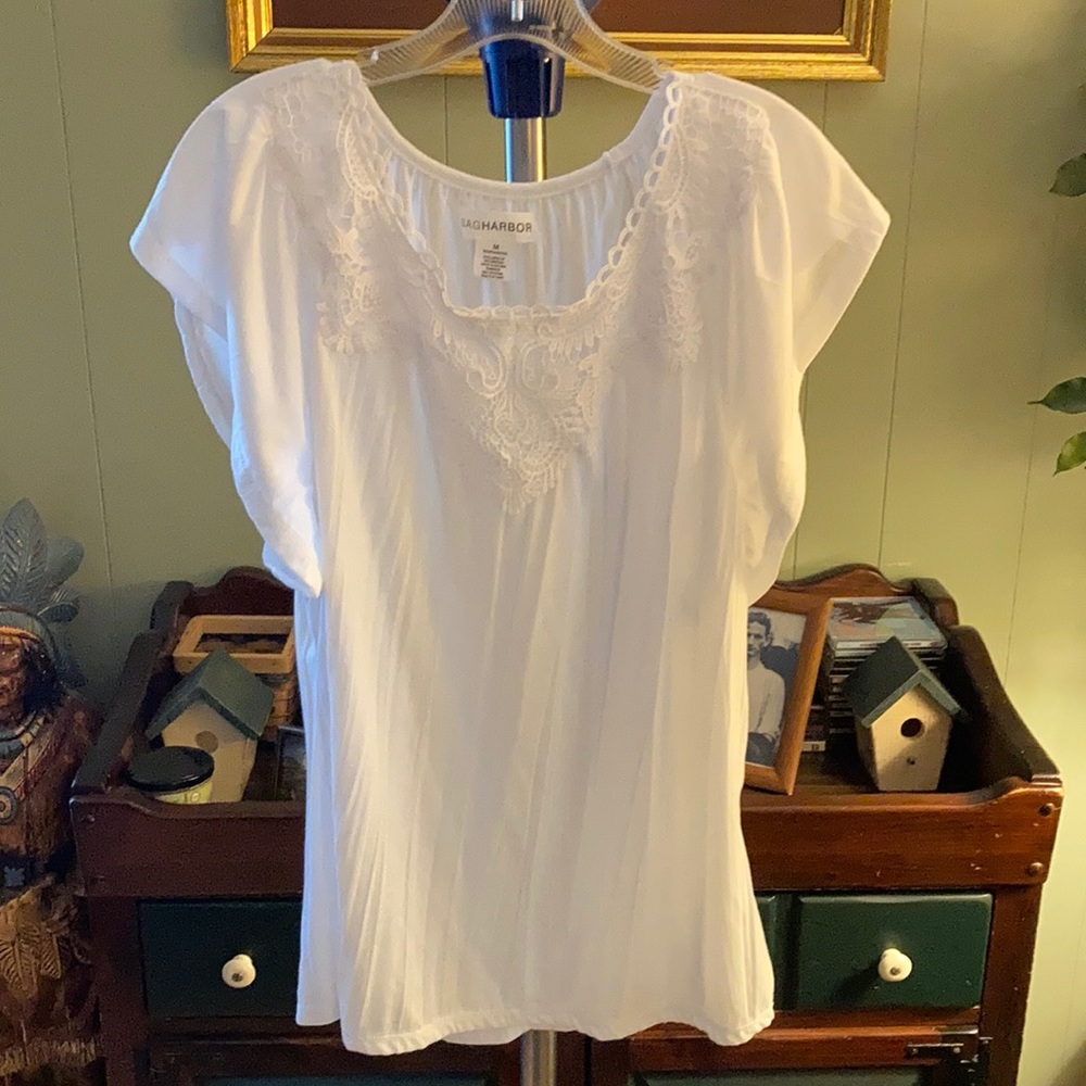 Sag Harbor wide sleeve embellished top M